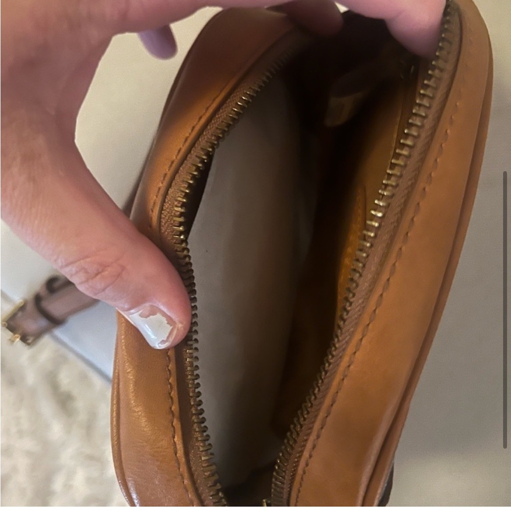 FOSSIL Small Camera Bag in Multi-Color - Picture 3 of 3